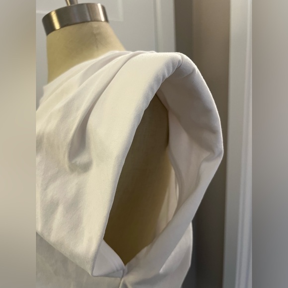 Express White Tee - Picture 3 of 4